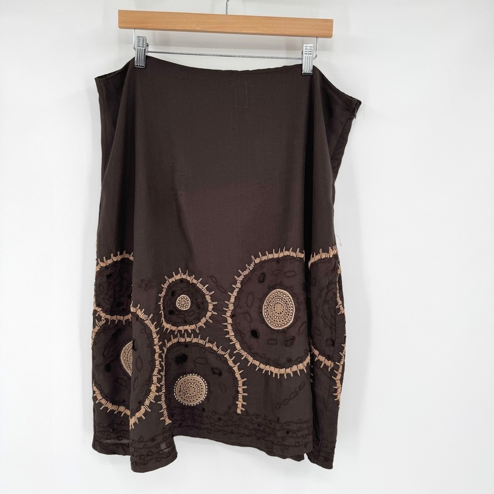 Chico's Dark Brown Midi Skirt‎ With Embroidered Circle Pattern Women's